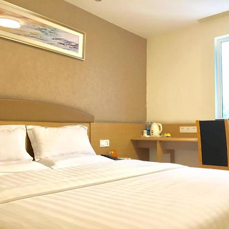 7Days Inn Chengdu Wuda Garden Bagian luar foto