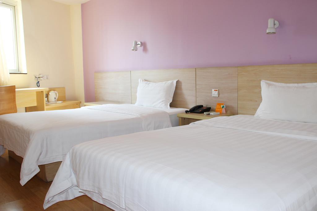 7Days Inn Chengdu Wuda Garden Ruang foto