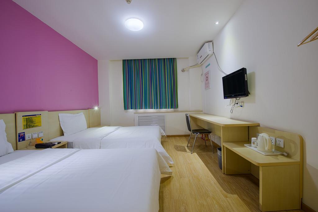 7Days Inn Chengdu Wuda Garden Bagian luar foto