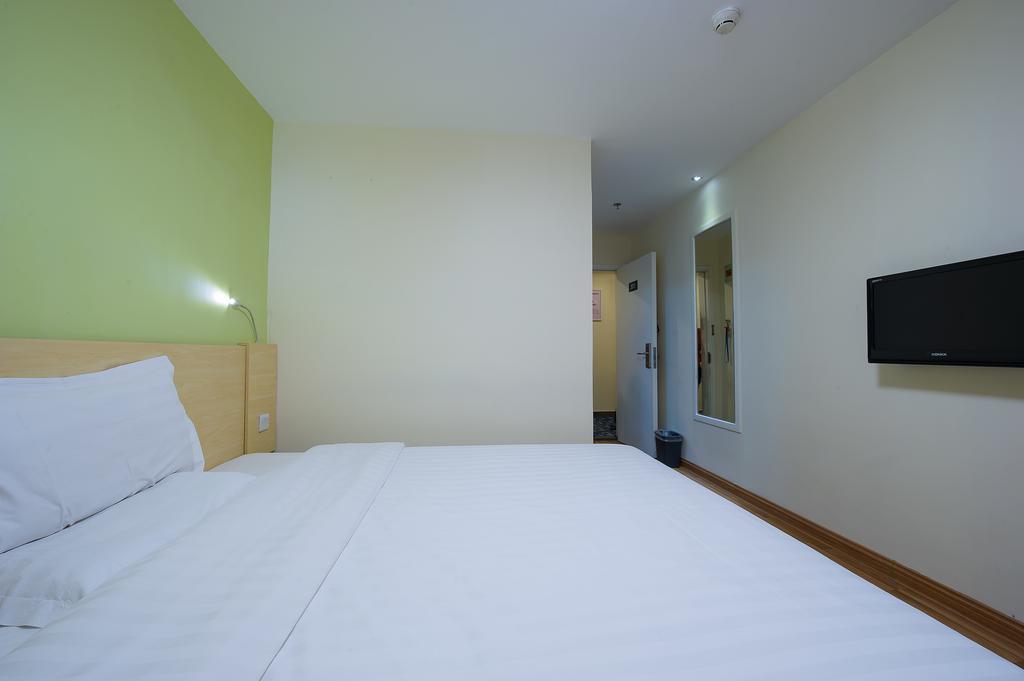 7Days Inn Chengdu Wuda Garden Bagian luar foto