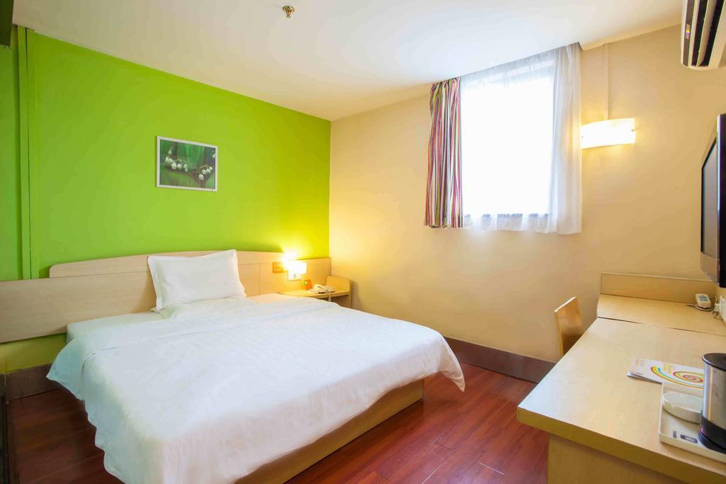 7Days Inn Chengdu Wuda Garden Bagian luar foto