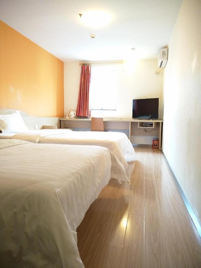 7Days Inn Chengdu Wuda Garden Bagian luar foto